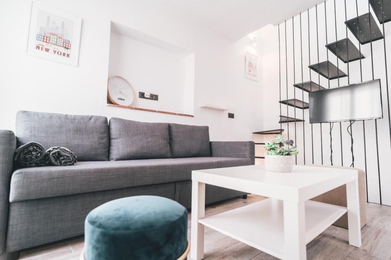 Apartment A&c